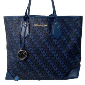 3429 Michael Kors blue black tote bag